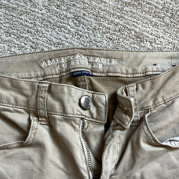 American Eagle Khaki Jegging. Long. - Picture 2 of 3